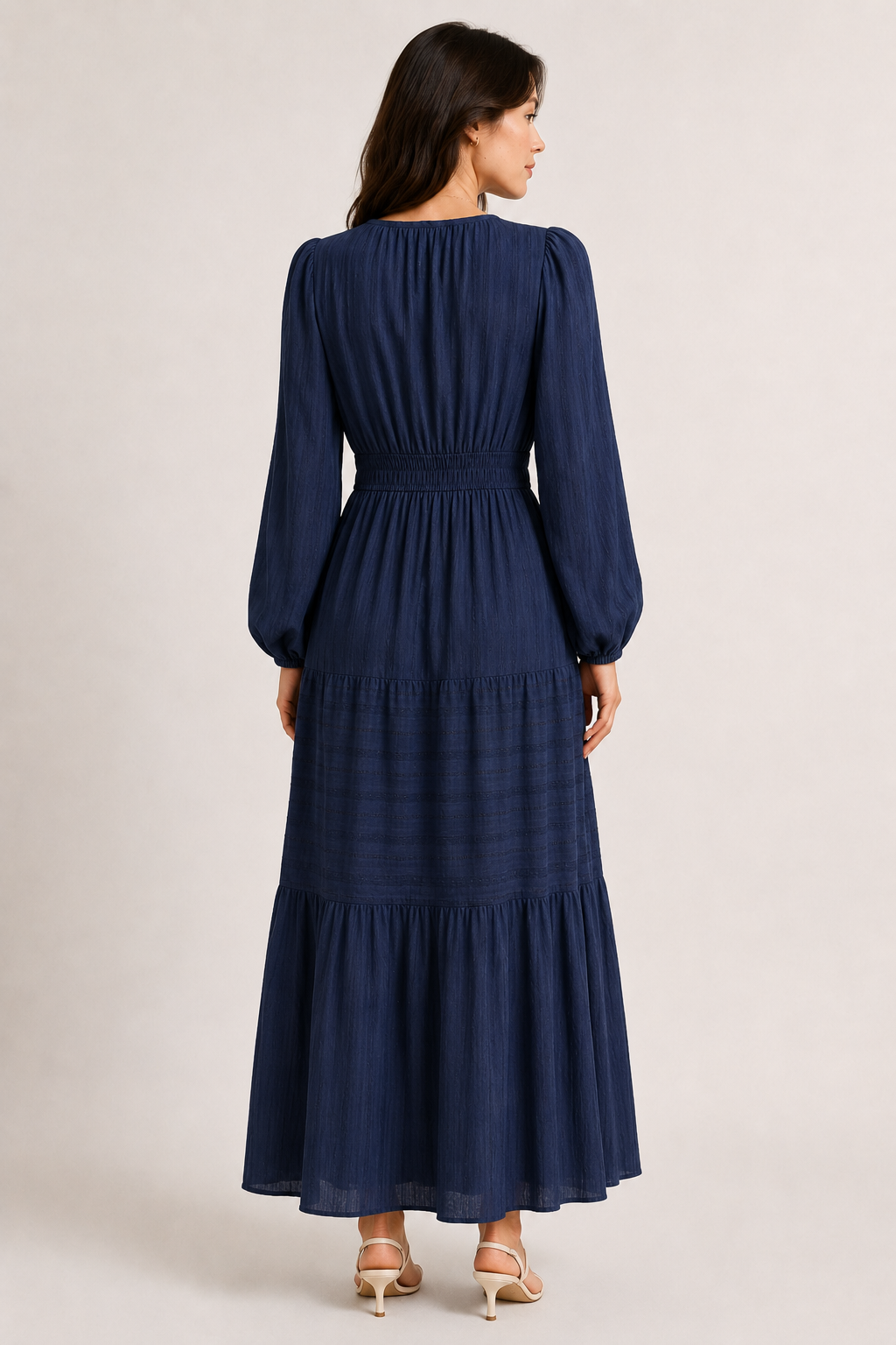 Vestido de Capas Gallery